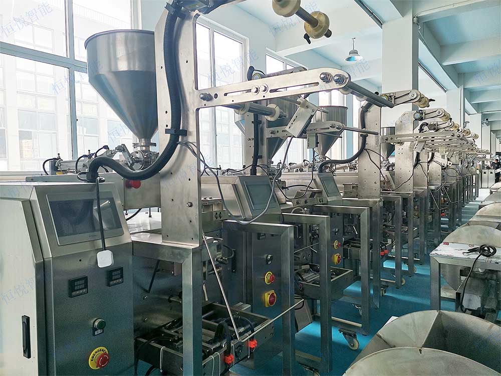 液體包裝機.jpg 液體包裝機.jpg