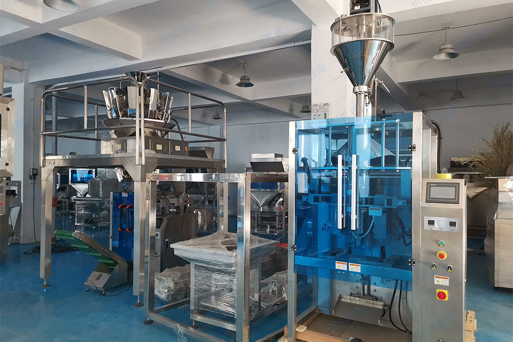 自動(dòng)稱(chēng)重包裝機(jī)可在顆粒粉末、液體醬料等不同領(lǐng)域