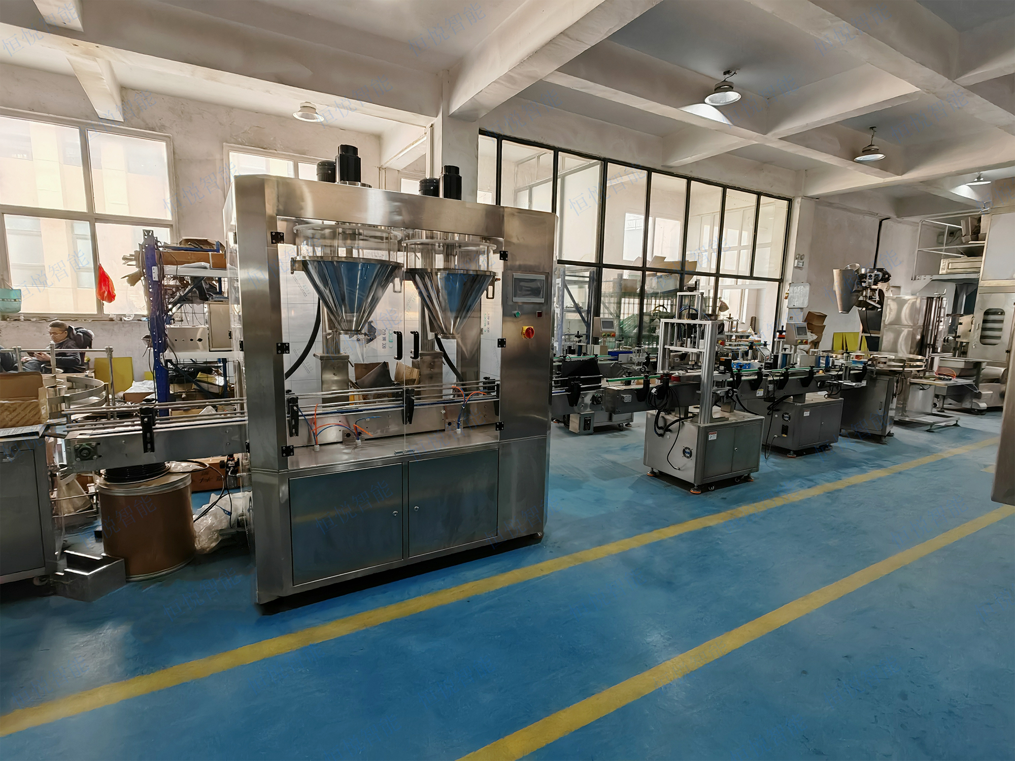 瓶裝粉劑灌裝機(jī)作為包裝粉劑產(chǎn)品的關(guān)鍵設(shè)備